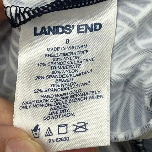 Lands End Sz 8 Black Geometric Print Wirefree Soft Cups Tankini Top - Picture 6 of 7